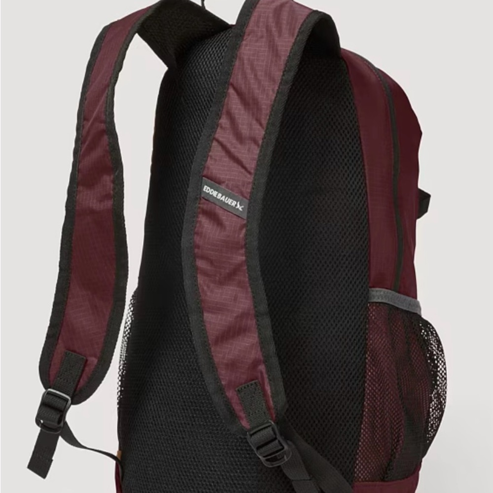 Eddie Bauer Stowaway Backpack - Black Cherry 20 L - Picture 4 of 5